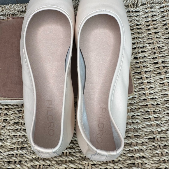 Pilcro Soft Square Toe Leather Ballet Flat Creme Sz 8 NWOB - Picture 5 of 13